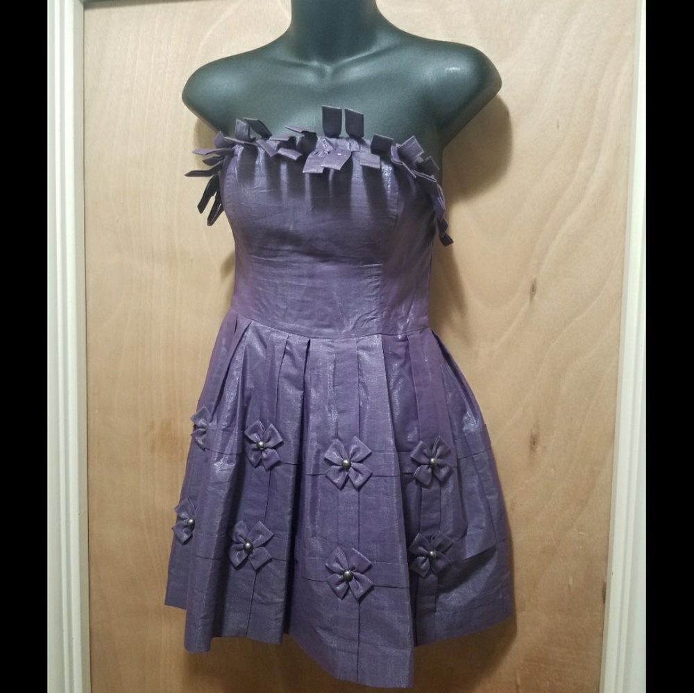 Beautiful Juniors Strapless Dress Size SMALL